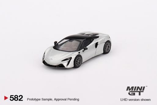 PREORDER MINI GT MCLAREN ARTURA ICE SILVER