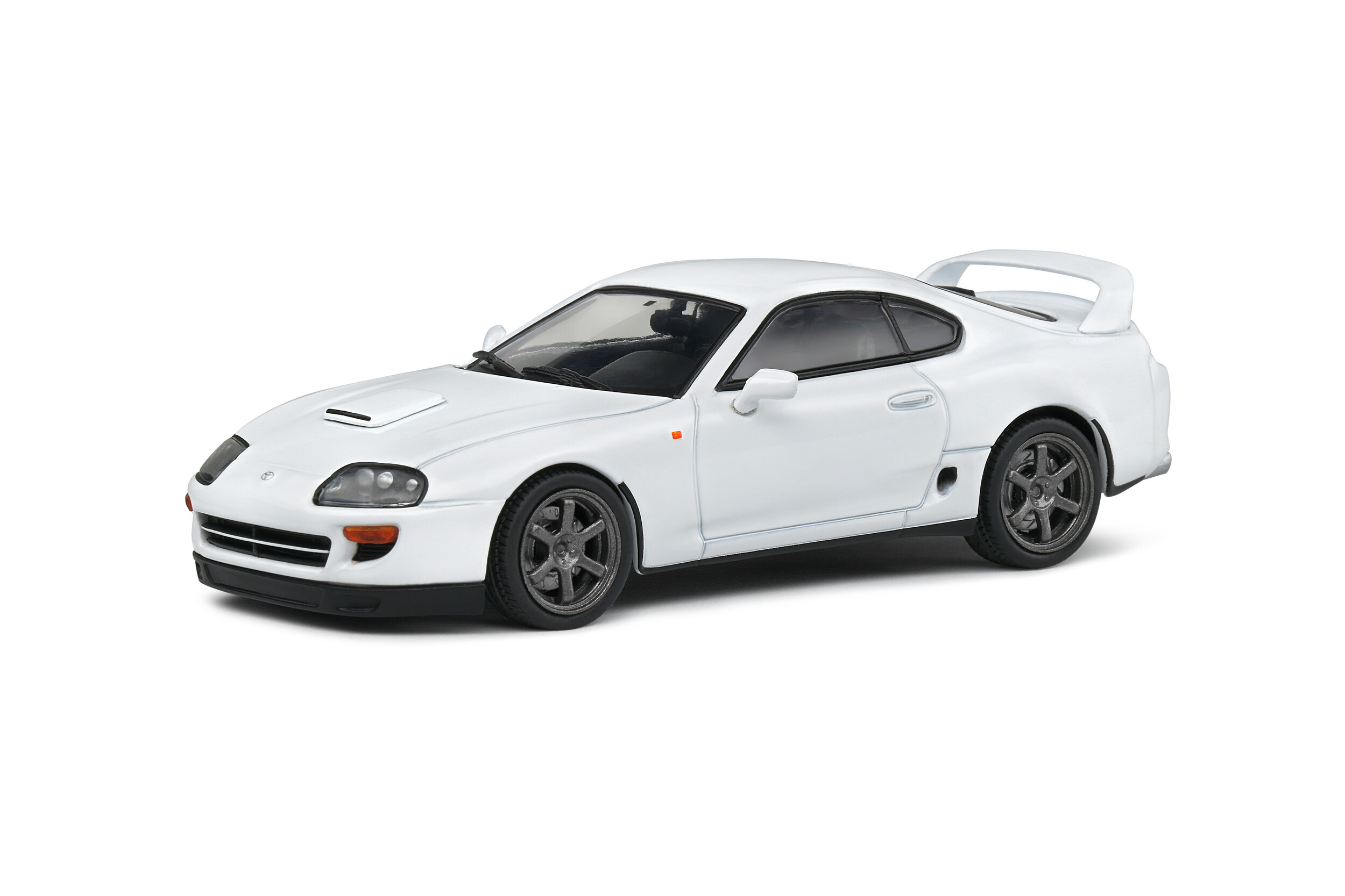TOYOTA SUPRA MK4 WHITE 2001