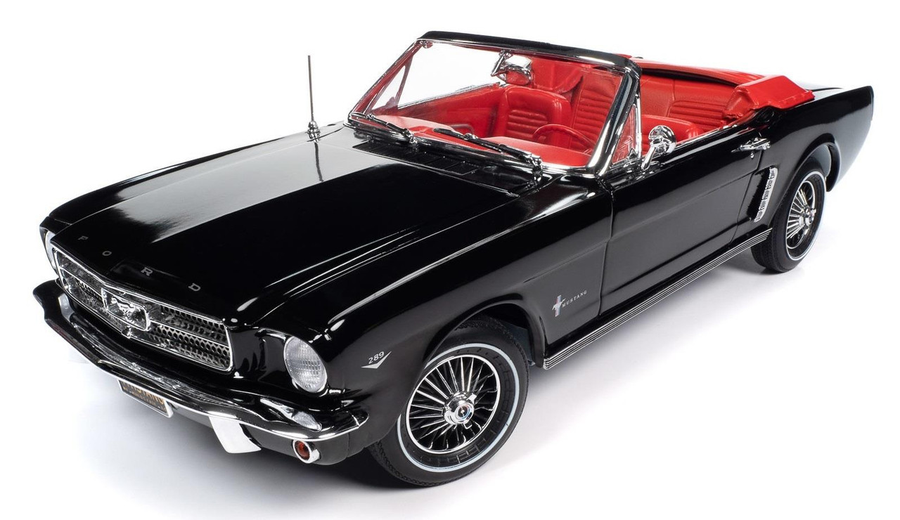 AMERICAN MUSCLE 1964-5 FORD MUSTANG CONVERTIBLE 