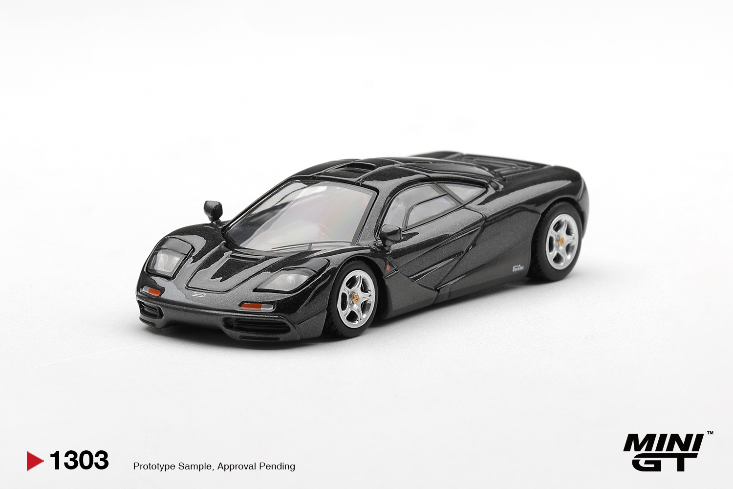 PREORDER MCLAREN F1 BLUE BLACK METALLIC