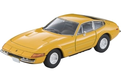 FERRARI 365 GTB4 YELLOW