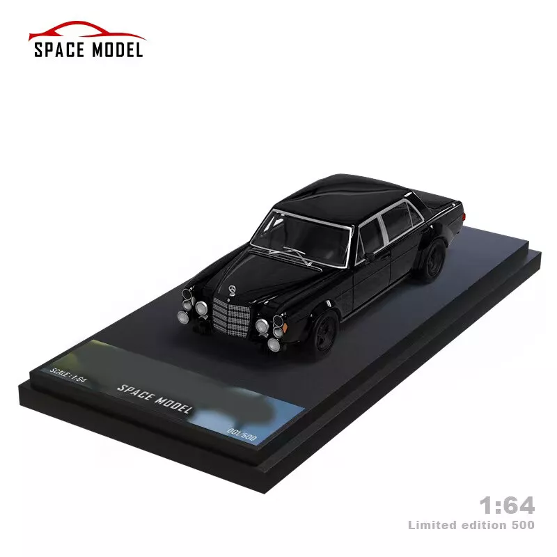 MERCEDES-BENZ 300 SEL BLACK