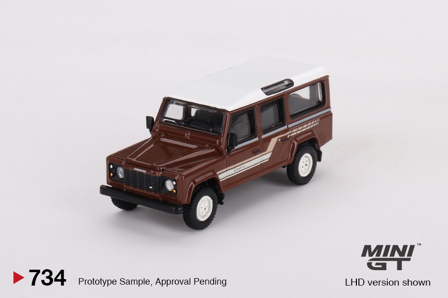 PREORDER MINI GT LAND ROVER DEFENDER 110 1985 COUNTY STATION WAGON RUS