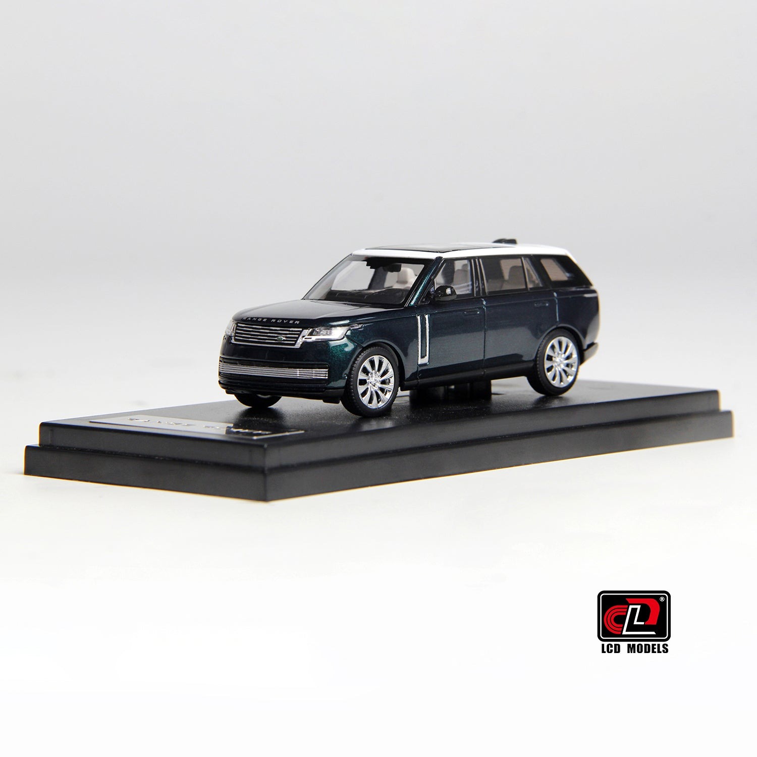 LAND ROVER RANGE ROVER - GREEN 