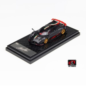 PAGANI IMOLA-MATTE BLACK CARBON WITH ITALIAN FLAG
