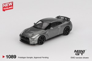 MINI GT NISSAN GTR 2013 DARK METAL GRAYNISMO R35 CRS VERSION 